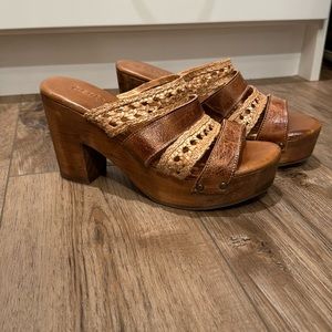 BED STU Crystal Wood Platform Heeled Sandals Tan/Bone Rustic Size 9